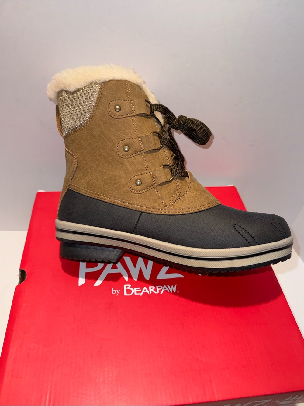 PAWZ by BEARPAW Ginnie Women’s Lace-Up Faux Fur Lined Ankle Bootie Tan/Black 9
